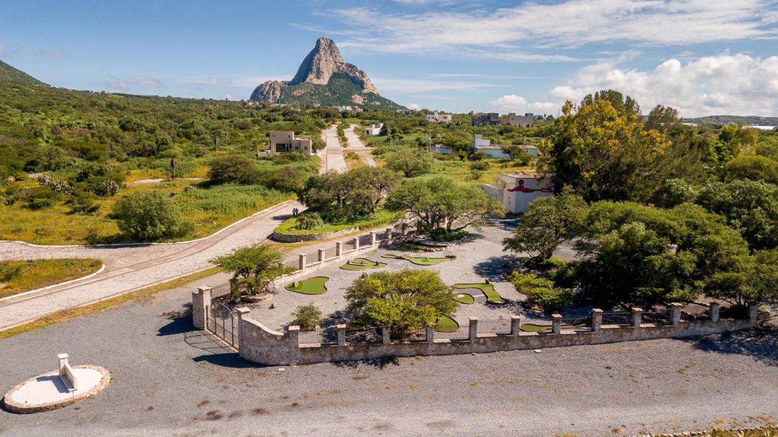 Club Vergel Resort Bernal Exteriér fotografie