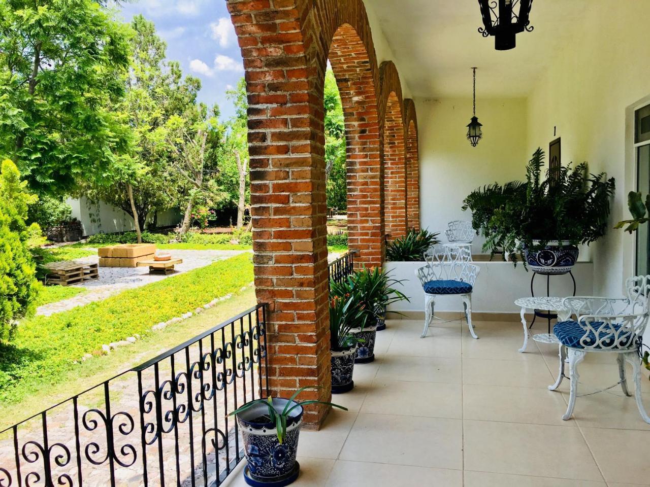 Club Vergel Resort Bernal Exteriér fotografie